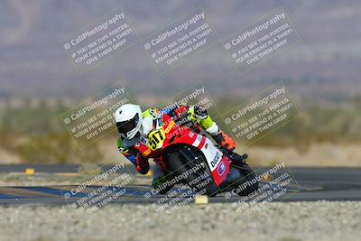 media/Dec-06-2024-CVMA Friday Practice (Fri) [[e1d1c5d4fc]]/4-Group 4 and Trackday/Session 3 (Turn 14)/